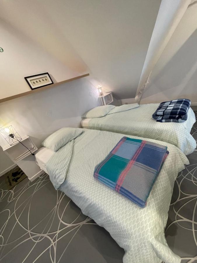 Duplex Daire Beaumont-sur-Sarthe Dış mekan fotoğraf